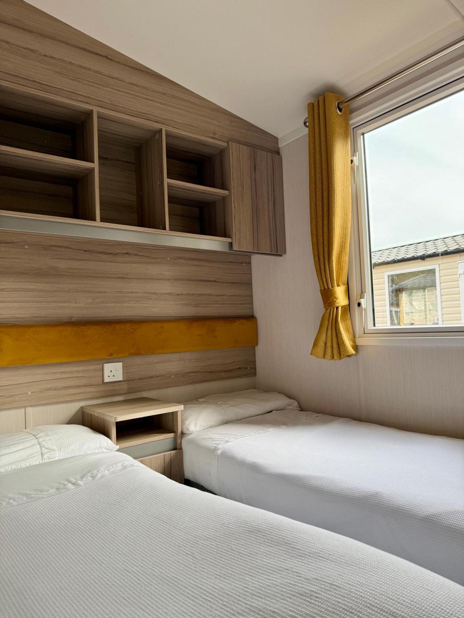 The Salmon Van - Beautiful, Luxury Static Caravan Aberlour Exterior photo
